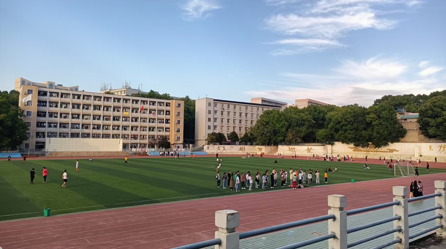 襄阳职业技术学院校园风光